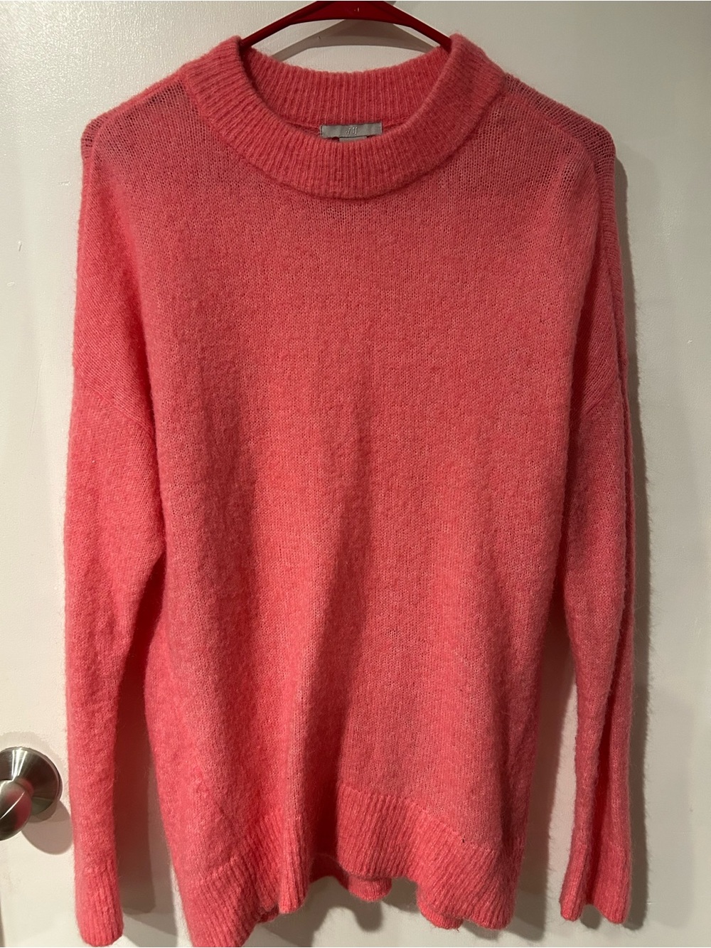 H&M pink sweater